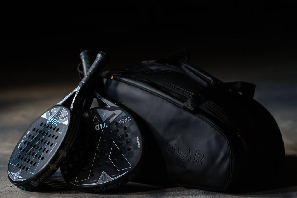 Padel rackets, schoenen en tassen aanbod bij Online Padel Winkel - complete padeluitrusting