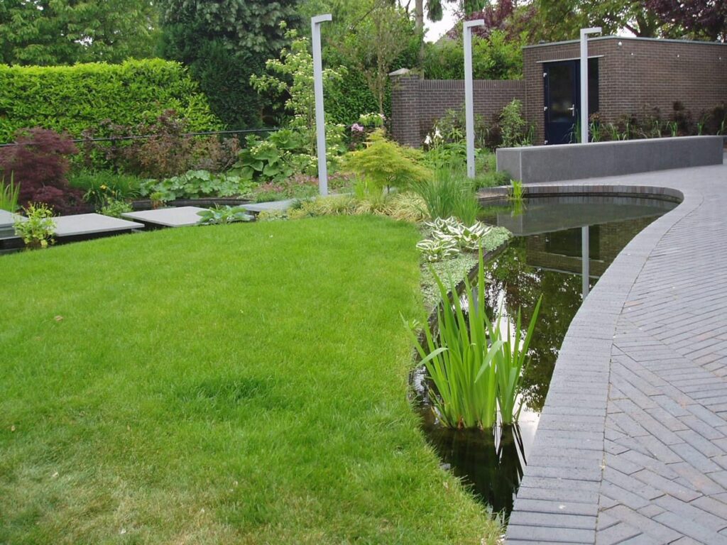 Professionele tuinverzorging specialist in Heerlen van Alex Gisbertz met duurzame onderhoudsmethoden