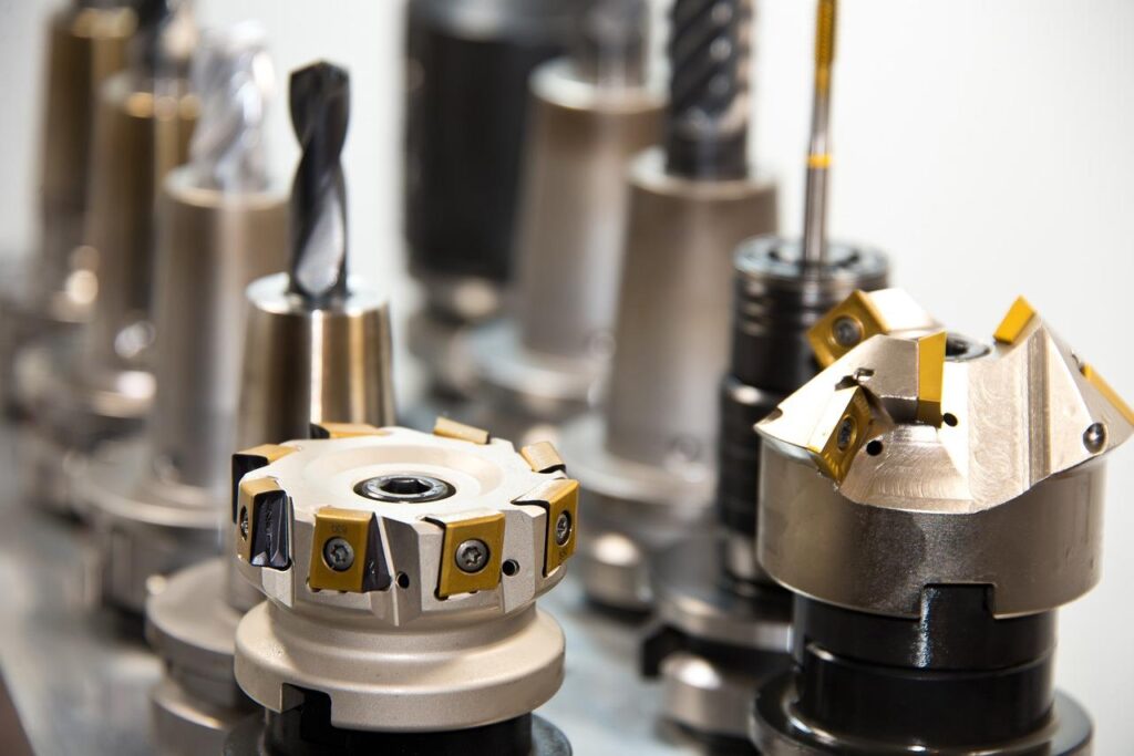 Precisie slijpmachine met roterend slijpwiel voor nauwkeurige oppervlakteafwerking van industriële werkstukken