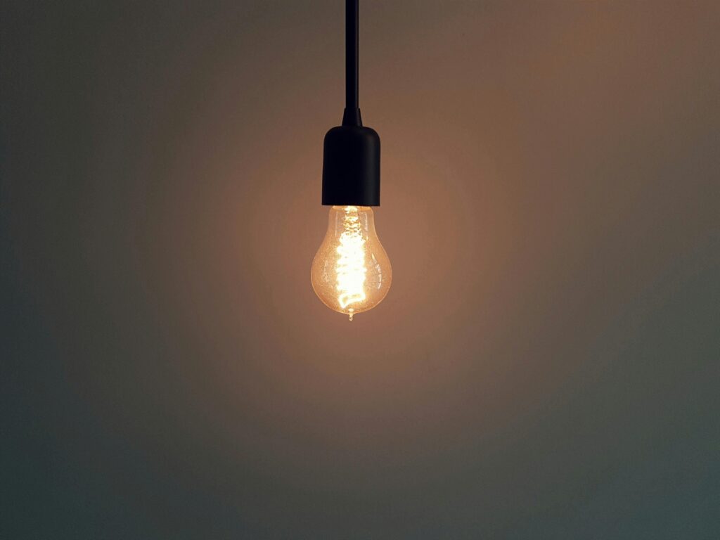 Lichtplanspecialist advies voor perfect verlichte woonkamer met moderne LED-verlichting
